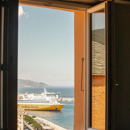 Casa Mantinum Au Coeur De La Citadelle Apartman Bastia  Kültér fotó