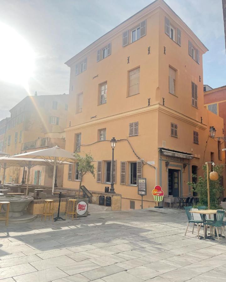 Casa Mantinum Au Coeur De La Citadelle Apartman Bastia  Kültér fotó