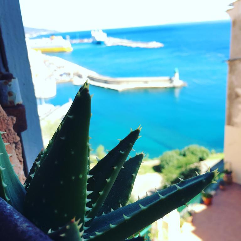 Casa Mantinum Au Coeur De La Citadelle Apartman Bastia  Kültér fotó