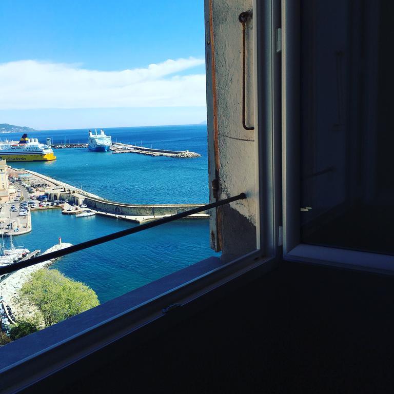 Casa Mantinum Au Coeur De La Citadelle Apartman Bastia  Kültér fotó